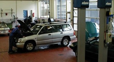 carsten Staps bei der Arbeit in der Werkstatt